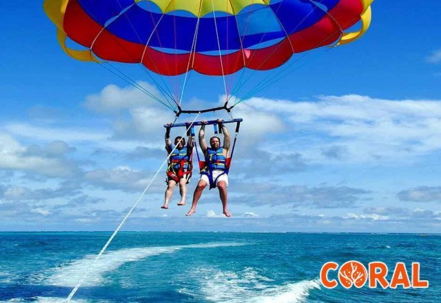 parasailing-in-hurghada-3.jpg
