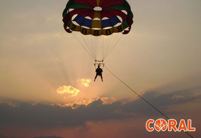 parasailing-in-hurghada-6.jpg
